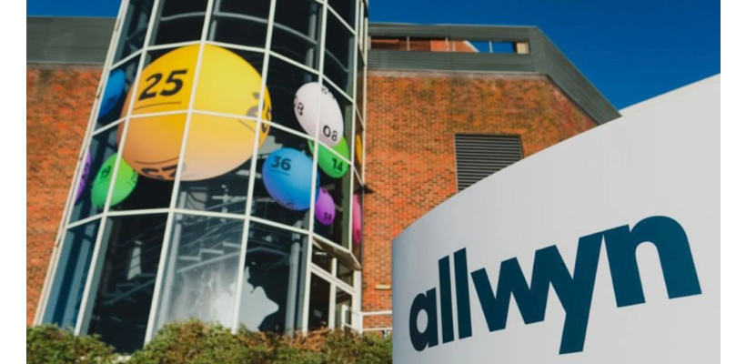 Allwyn – ΟΠΑΠ: Το deal μαμούθ των 16 δισ. ευρώ – Τι σηματοδοτεί η στρατηγική κίνηση του Κάρελ Κόμαρεκ