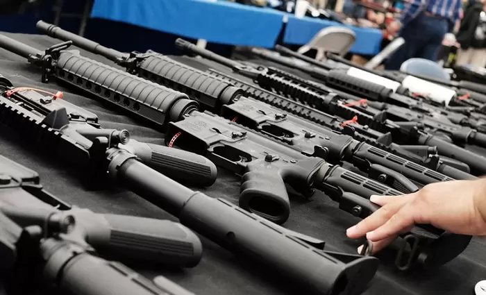 Αυξήθηκαν οι παγκόσμιες πωλήσεις όπλων