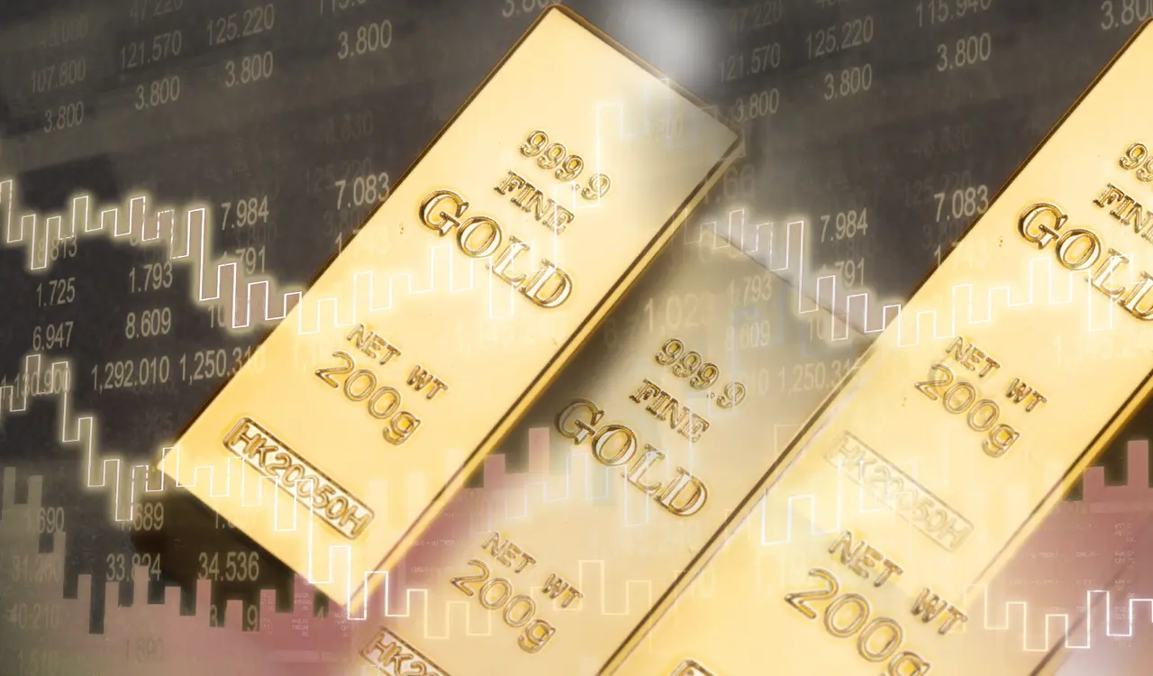 Χρυσός: Άνοδος πάνω από τα 2.400 δολάρια