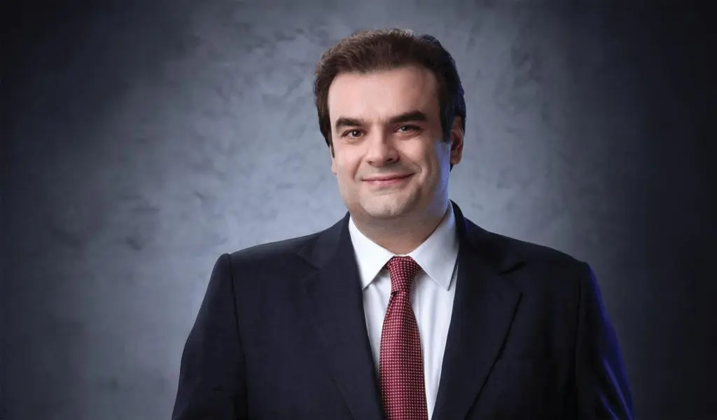 Πιερρακάκης στον Economist: Η Ευρώπη να ακούσει τον Ντράγκι