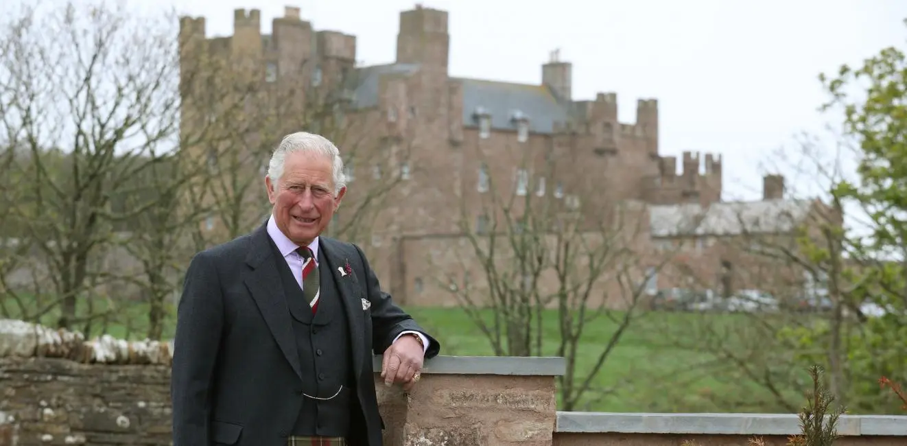 Ο Πρίγκιπας Κάρολος ανοίγει «Bed & Breakfast» στην Σκωτία