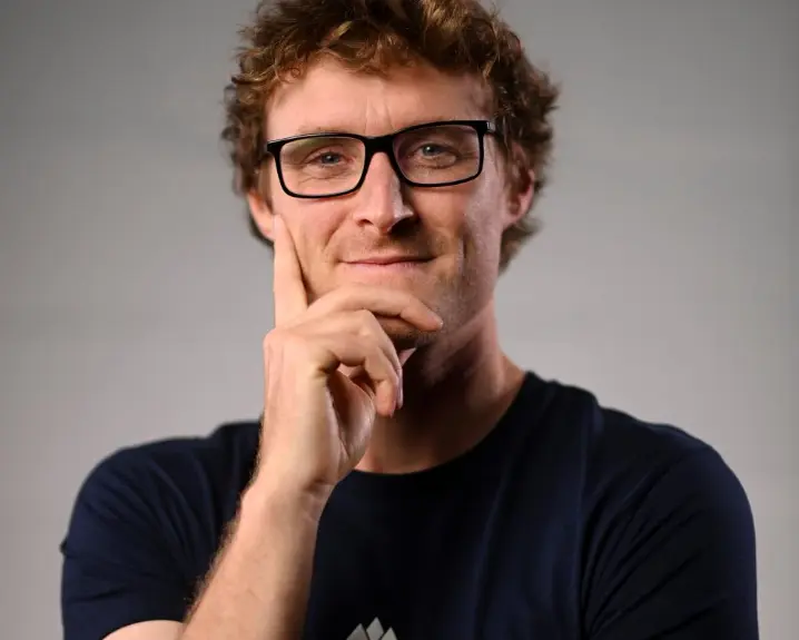 Παραιτήθηκε ο CEO του Web Summit μετά τον σάλο για σχόλια κατά Ισραήλ