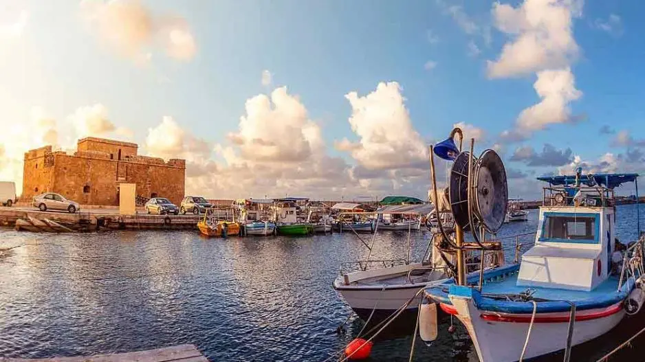 Στον αναπνευστήρα η ανάπτυξη της Πάφου 