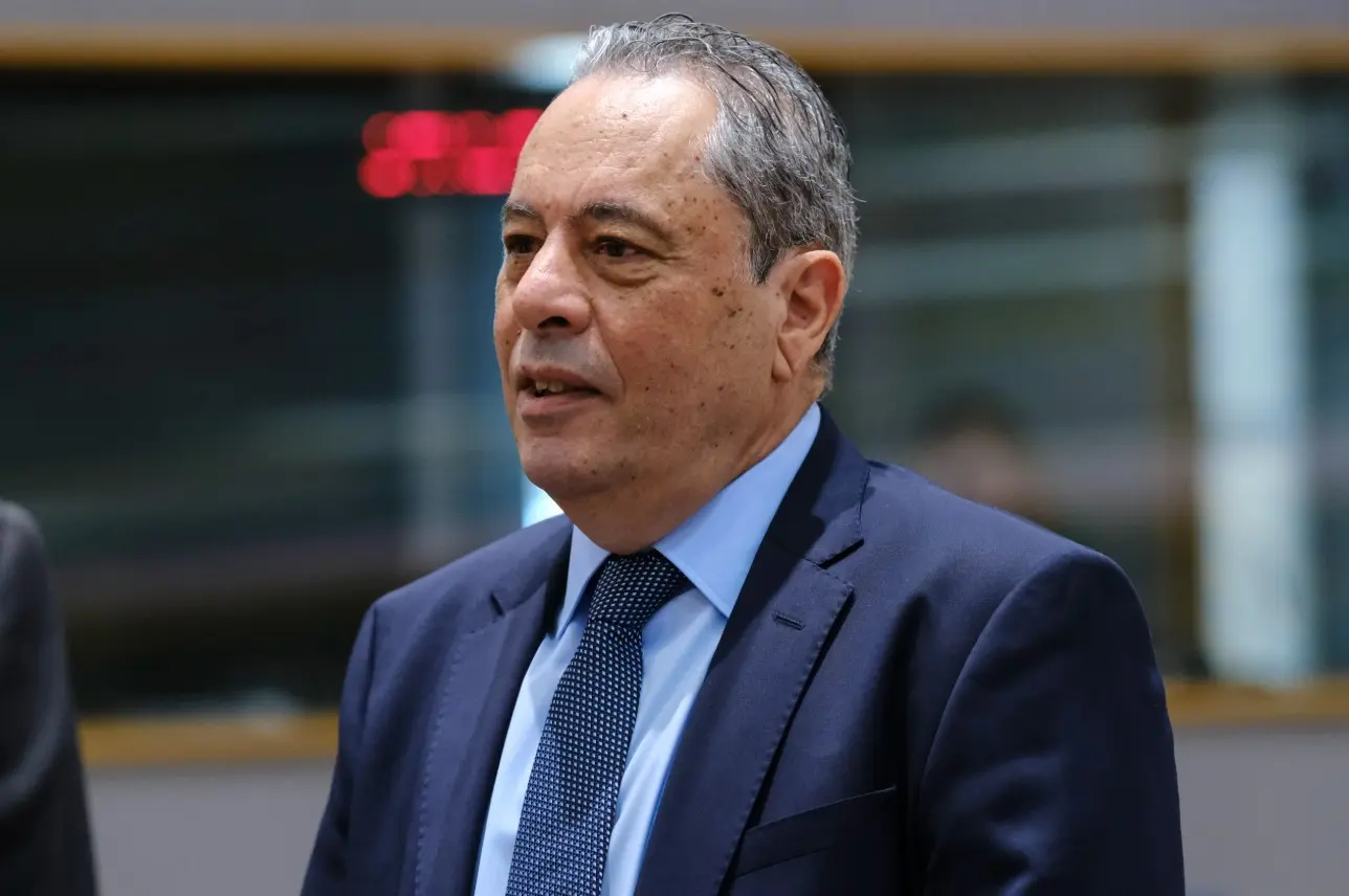 Στις ράγες ο εκσυγχρονισμός των βάσεων σε Πάφο και Μαρί