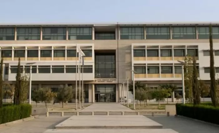 Κενές θέσεις ειδικού επιστήμονα στο Πανεπιστήμιο Κύπρου