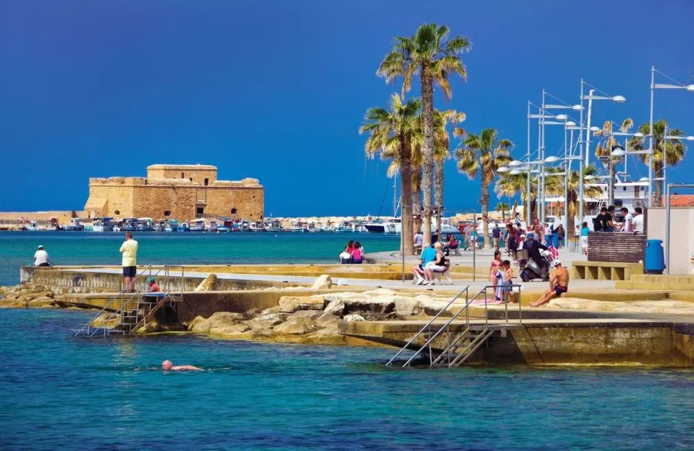 Τουρισμό και ακίνητα «χτύπησε» η πανδημία στην Πάφο