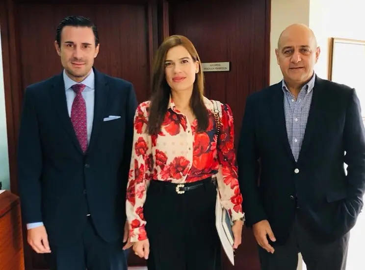 Για φωτοβολταϊκά στα ξενοδοχεία μίλησαν ΠΑΣΥΞΕ – Πηλείδου