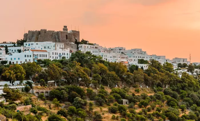Ποιοι ελληνικοί προορισμοί είναι ανάμεσα στους καλύτερους του κόσμου για το 2023