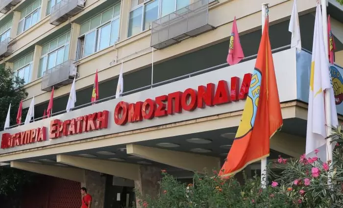 ΠΕΟ: Ύψιστη προτεραιότητα για το 2024 η ανανέωση συλλογικών συμβάσεων