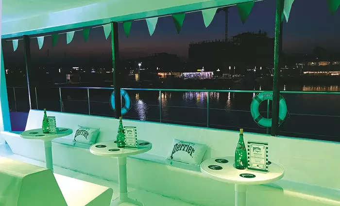 To Perrier αποχαιρετά το καλοκαίρι με τον πιο #extraordinaire τρόπο!