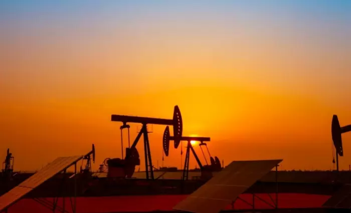 Πετρέλαιο: Η ΙΕΑ βλέπει ραγδαία άνοδο της προσφοράς μετά την απόφαση του OPEC+