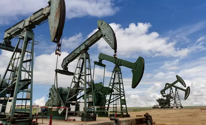 Η Σαουδική Αραβία επεκτείνει τη μείωση παραγωγής πετρελαίου