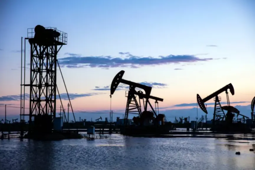 Πετρέλαιο: Νέα πτώση στις τιμές – Κάτω από τα $65 το Brent