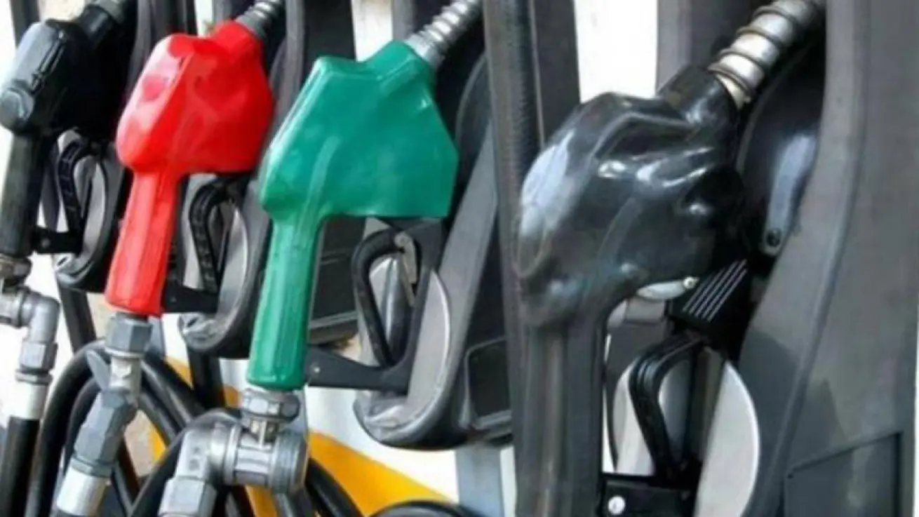 Μειώθηκαν οριακά οι πωλήσεις πετρελαιοειδών τον Σεπτέμβριο