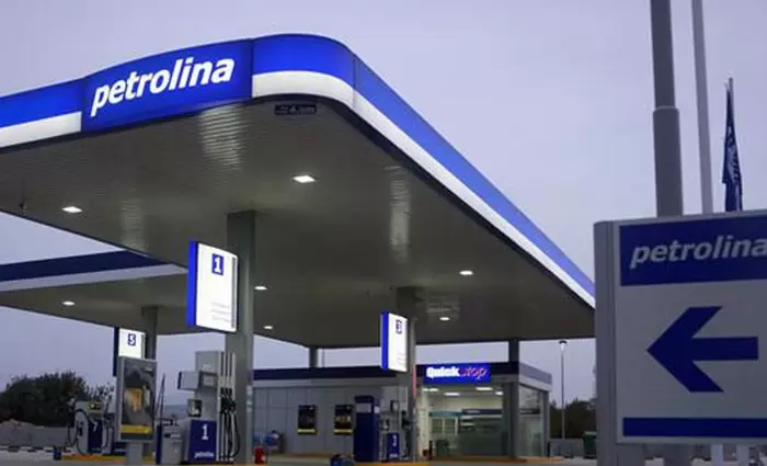 ΠΕΤΡΟΛΙΝΑ: Δωρεά €10.000 για τους πυρόπληκτους στην Ελλάδα