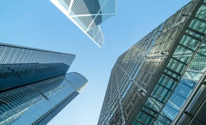 Στεγαστική κρίση: Οι πολυκατοικίες στις ΗΠΑ μεγαλώνουν και ψηλώνουν