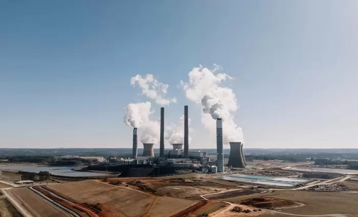 Ινδία: Για πρώτη φορά μετά την πανδημία μειώθηκε η ζήτηση ενέργειας