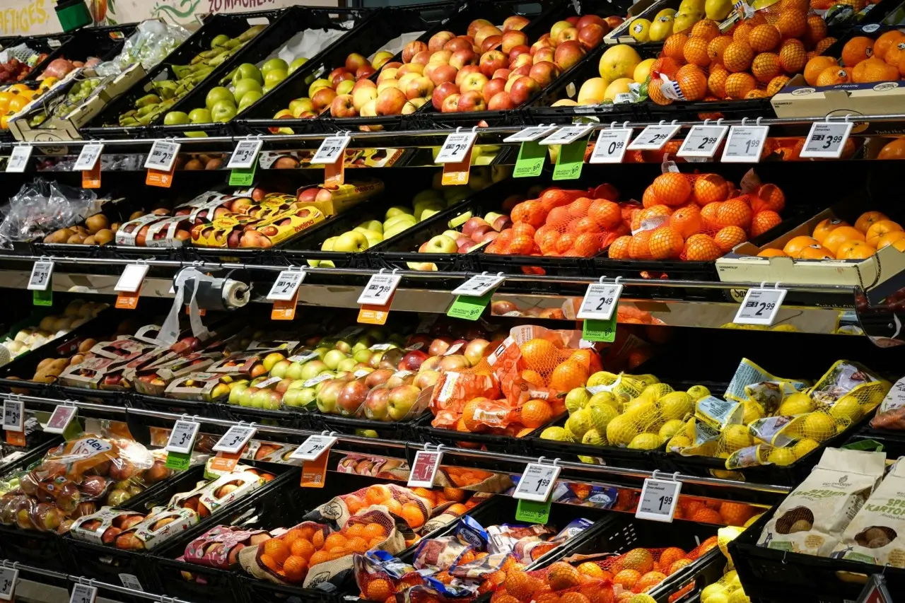 Πώς η κλιματική αλλαγή εκτοξεύει τις τιμές στο σούπερ μάρκετ