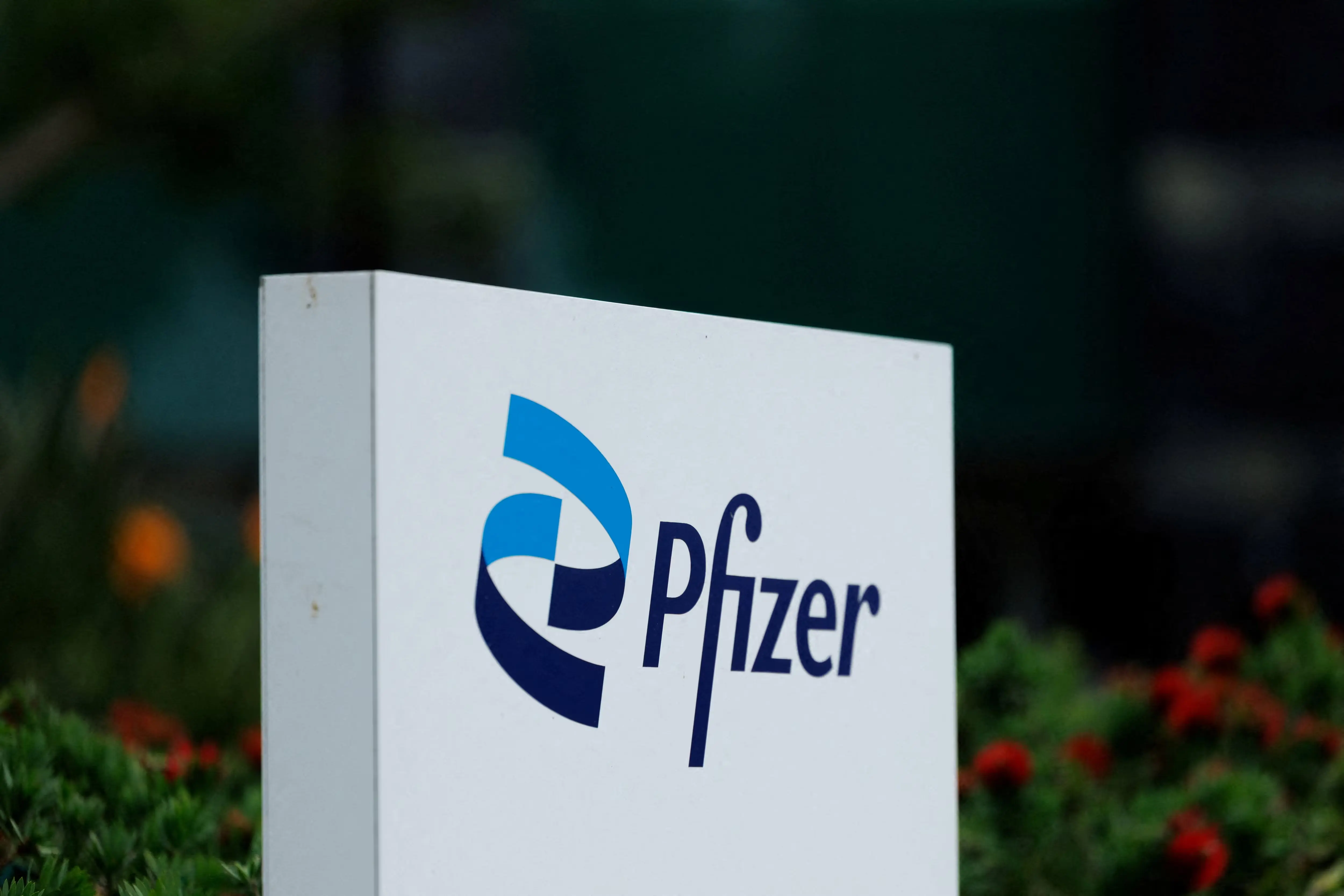 Pfizer: Ενίσχυσε τις προβλέψεις για τα κέρδη παρά τη μείωση των πωλήσεων