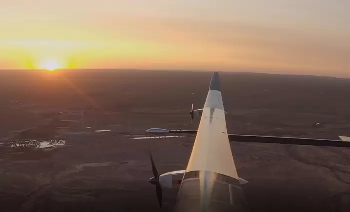 Η πρώτη πτήση με ενέργεια μόνο από τον ήλιο