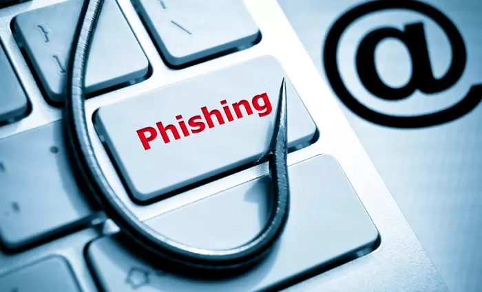 Οι 10 e-απάτες που πρέπει να προσέξετε την περίοδο των γιορτών