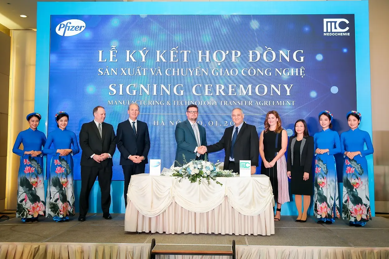 Συμφωνία της Medochemie για παραγωγή φαρμάκων της Pfizer στο Βιετνάμ