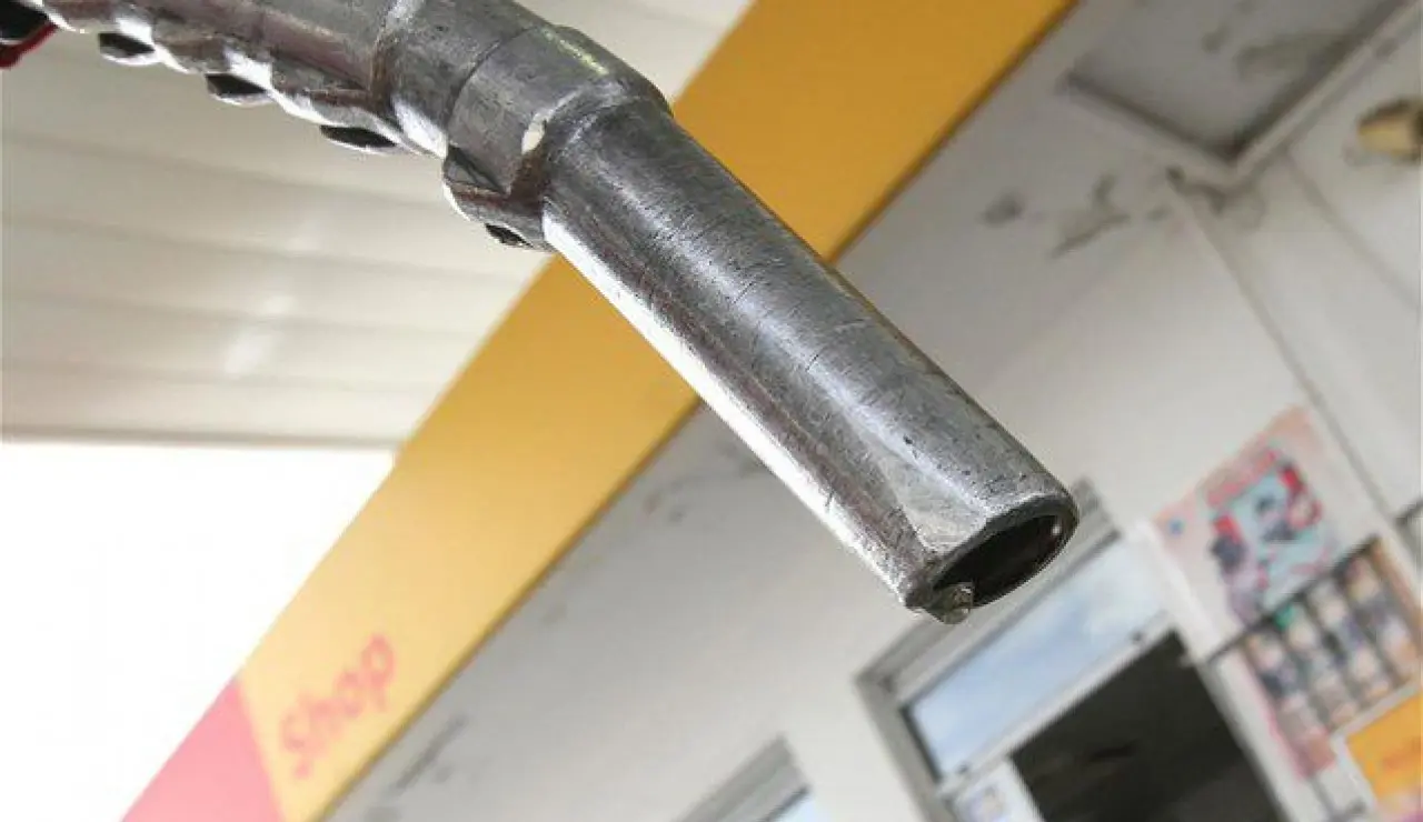 Μειώθηκαν οι πωλήσεις πετρελαιοειδών το 2020