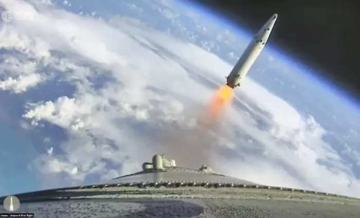 Εκτοξεύτηκε ο νέος ευρωπαϊκός πύραυλος βαρέων μεταφορών