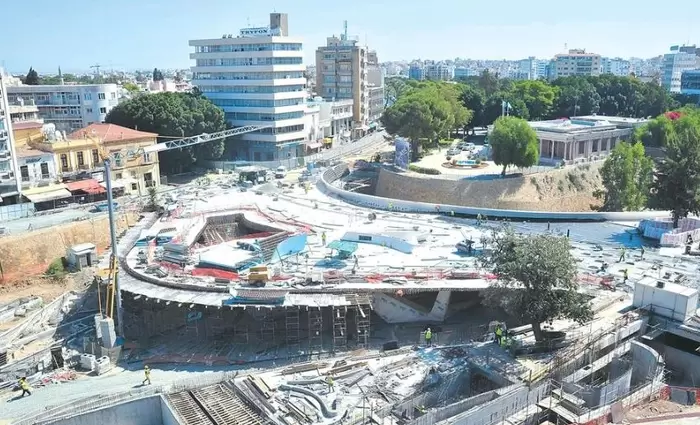 Τι γίνεται με την Πλατεία Ελευθερίας και την Λεωφόρο Καλλιπόλεως;