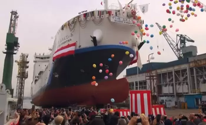 Το πρώτο πλοίο μεταφοράς υγροποιημένου υδρογόνου είναι γεγονός