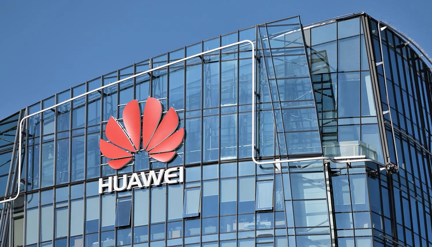 Huawei: Θα είμαστε στην κορυφή και χωρίς την Google