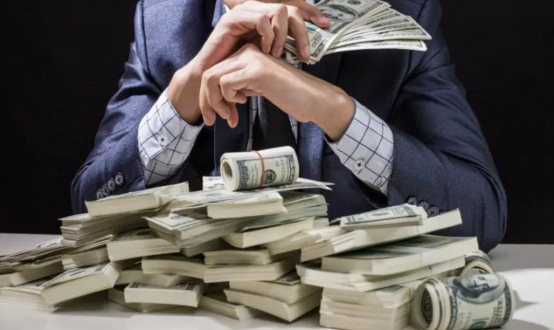 Στα €14 τρισ. η παρουσία των δισεκατομμυριούχων, αυξημένη κατά 121%