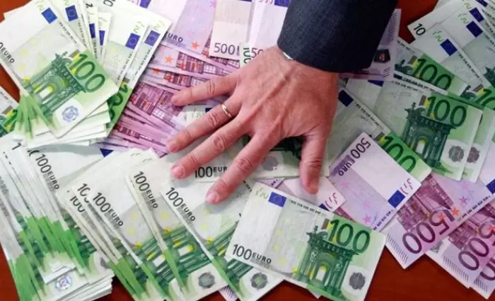 Ελλάδα: Ποιοι κατέχουν το 42% του καθαρού πλούτου της χώρας