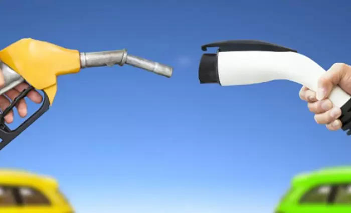 Οι βασικές διαφορές των ηλεκτρικών και των plug-in υβριδικών αυτοκινήτων