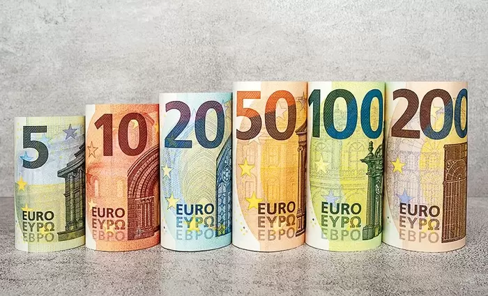 Αλλάζουν τα χαρτονομίσματα του ευρώ μετά από 20 χρόνια