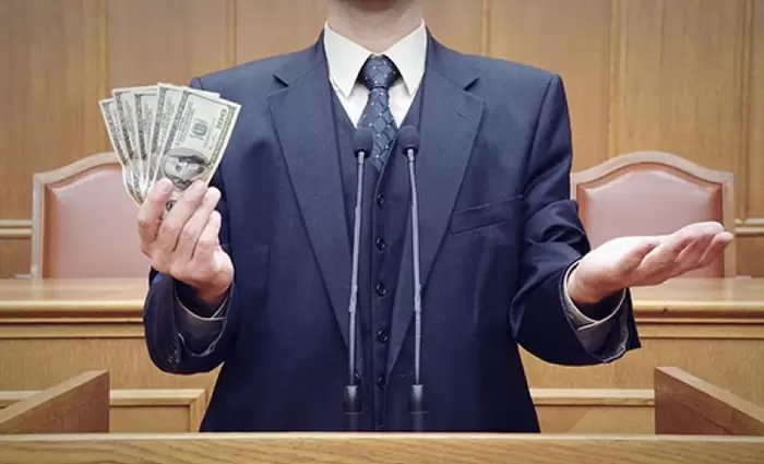 Αυστρία: Γιατί αυξάνονται οι μισθοί των πολιτικών;