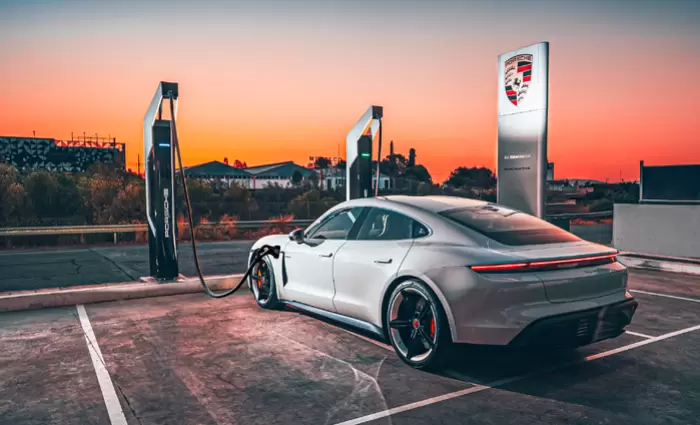 Στο Porsche Center Cyprus, ο ισχυρότερος σταθμός φόρτισης ηλεκτροκίνητων αυτοκινήτων στην Κύπρο