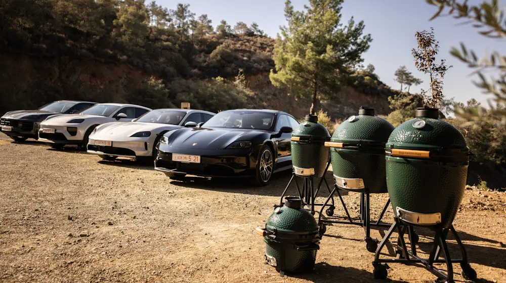 Porsche Roadshow 2025 x Big Green Egg