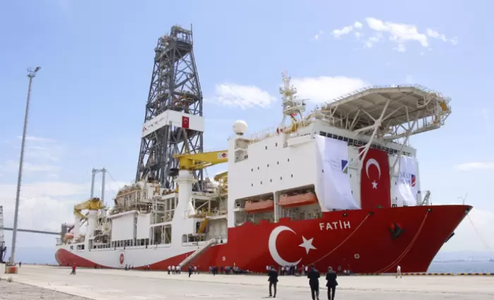 Τούρκος Υπουργός Ενέργειας: Αγοράζουμε δεύτερο πλωτό γεωτρύπανο