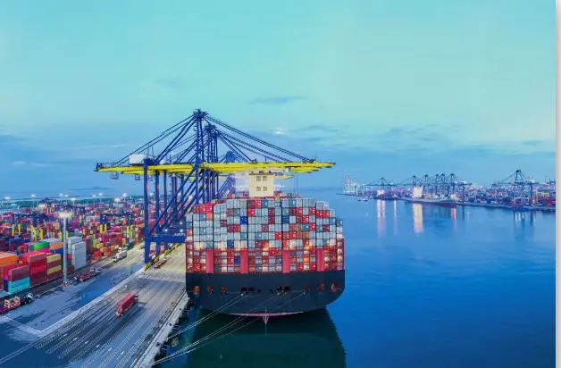 Πώς η Ευρώπη έχασε τον πόλεμο των λιμανιών