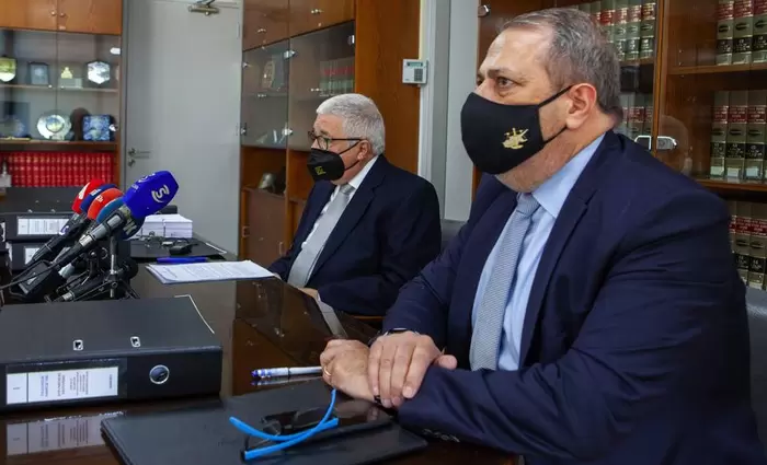 Σε ποιους 
