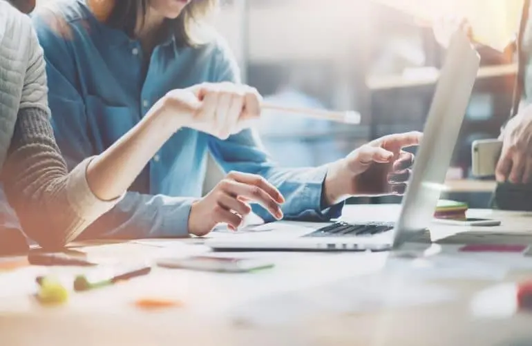 Δωρεάν προγράμματα ψηφιακών δεξιοτήτων από το Κέντρο Παραγωγικότητας