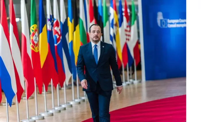 Σε τροχιά κρίσιμων αποφάσεων η ΕΕ - «Να βγούμε ακόμα πιο ενωμένοι», λέει ο ΠτΔ