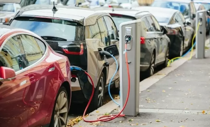 Morgan Stanley: Κατά 1.000 ευρώ θα αυξηθεί το κόστος των ηλεκτρικών αυτοκινήτων