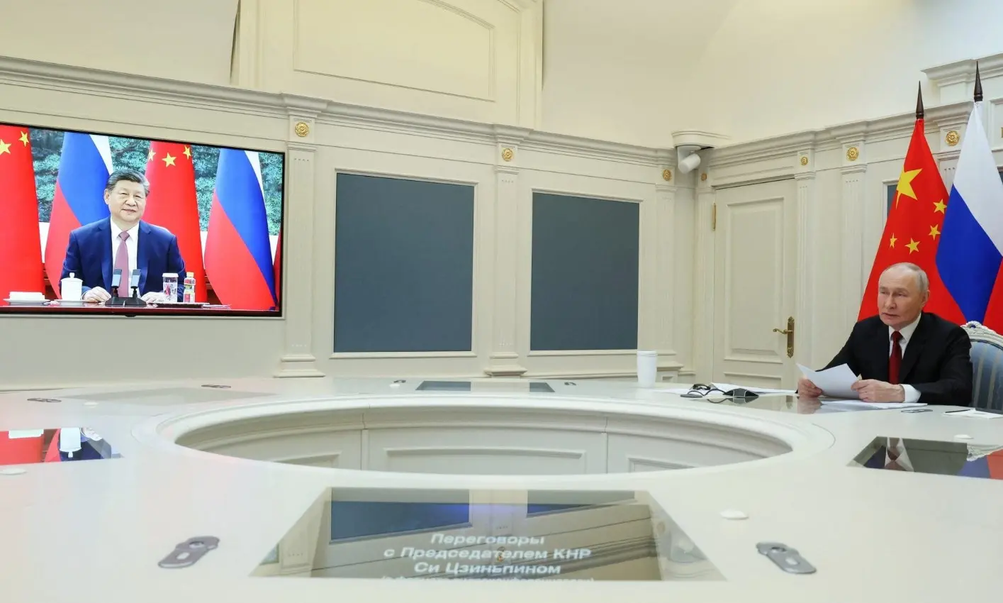 Συνομιλία Πούτιν – Σι: «Σταθεροποιητικός παράγοντας η συνεργασία με την Κίνα»