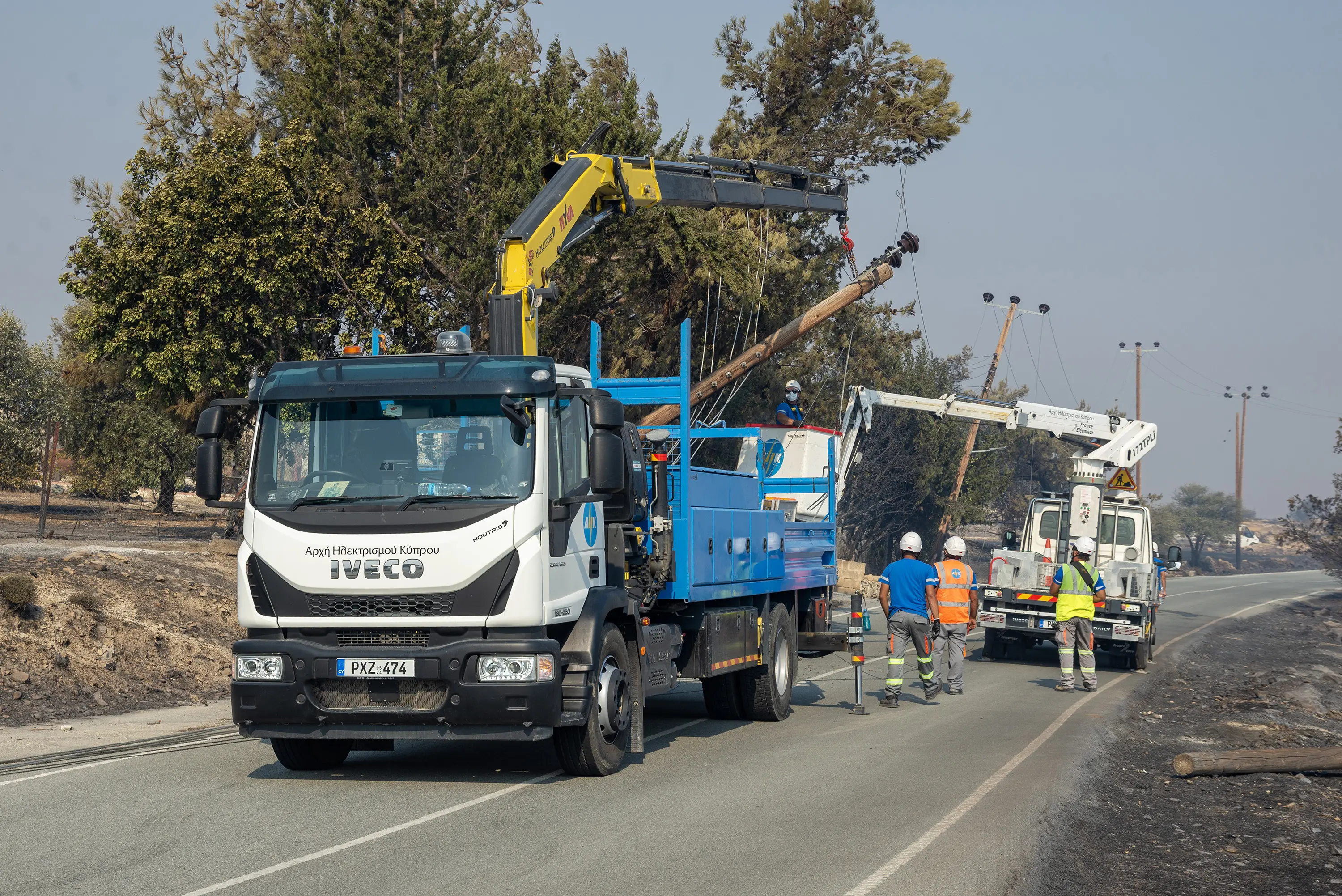 Επιστρατεύει κινητές γεννήτριες η ΑΗΚ για να δώσει ρεύμα σε πληγείσες περιοχές