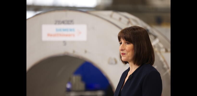 Η βρετανική οικονομία η πιο ευάλωτη της G7 – Τρωτό σημείο τα δίδυμα ελλείμματα