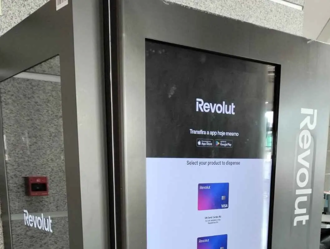 Η Revolut εγκαινιάζει τα πρώτα της ΑΤΜ στην Ισπανία
