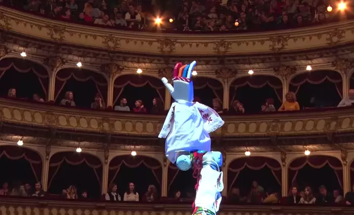 Ρομπότ μαέστρος διηύθυνε συναυλία στη Ρουμανία