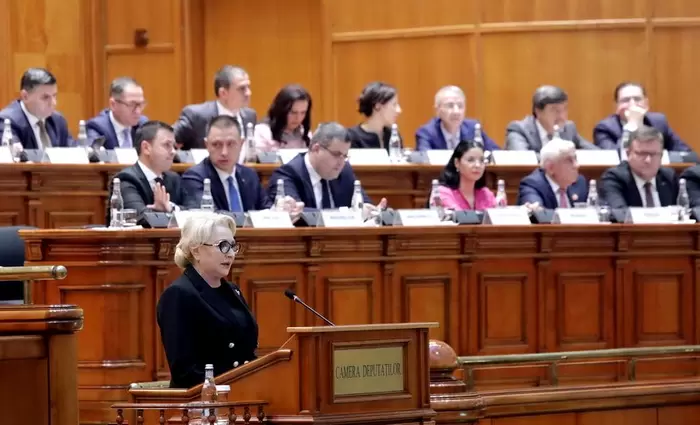 Αλώβητη η κυβέρνηση της Ρουμανίας